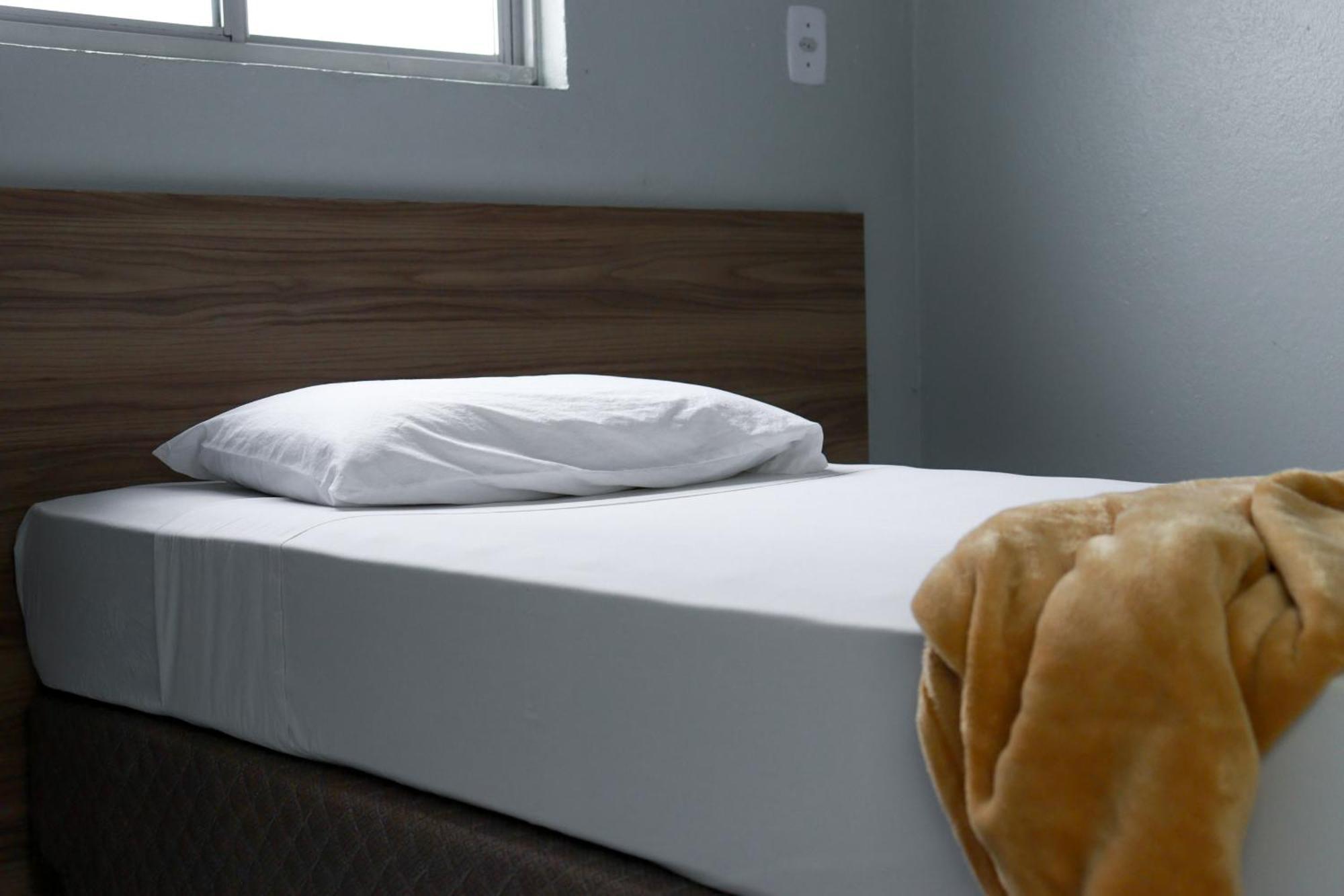 Hotel Renata Tubarao Bagian luar foto